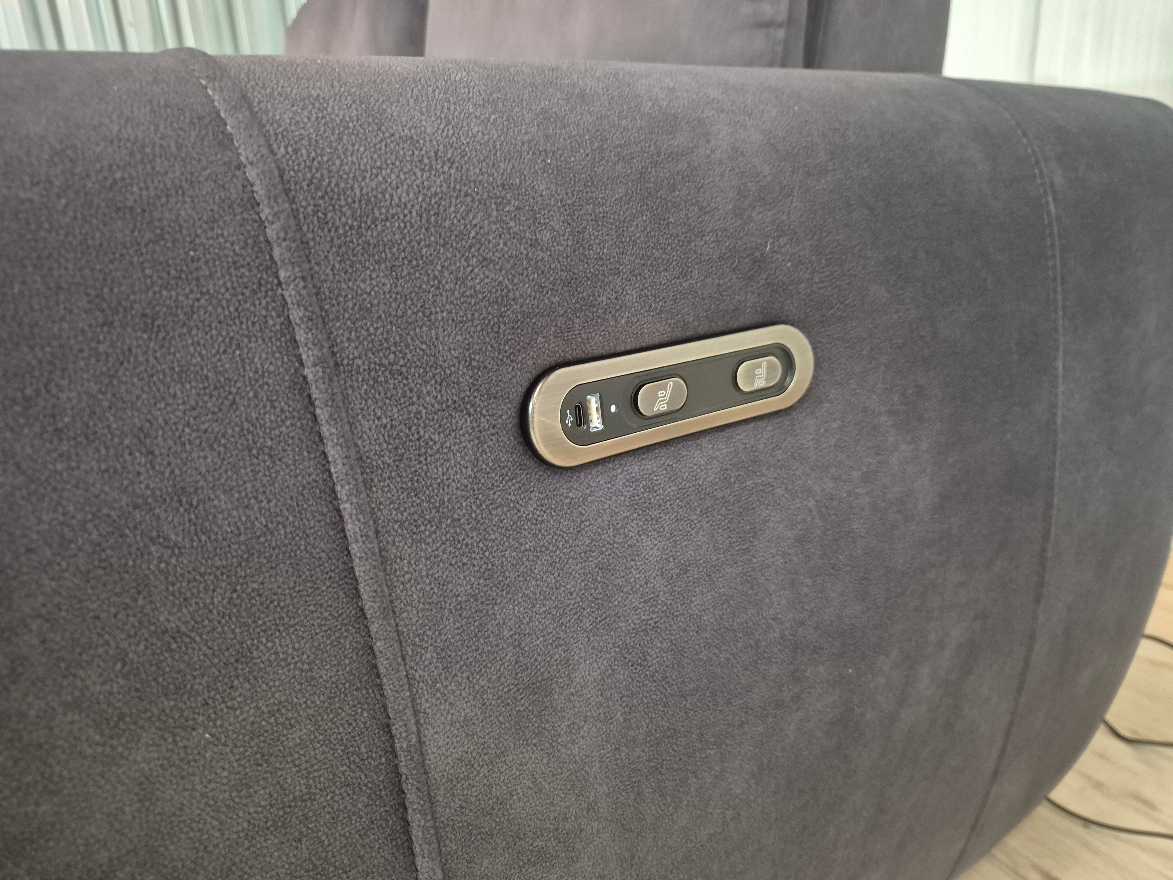 Oakfurnitureland Arabella 2 Seater Electric Recliner