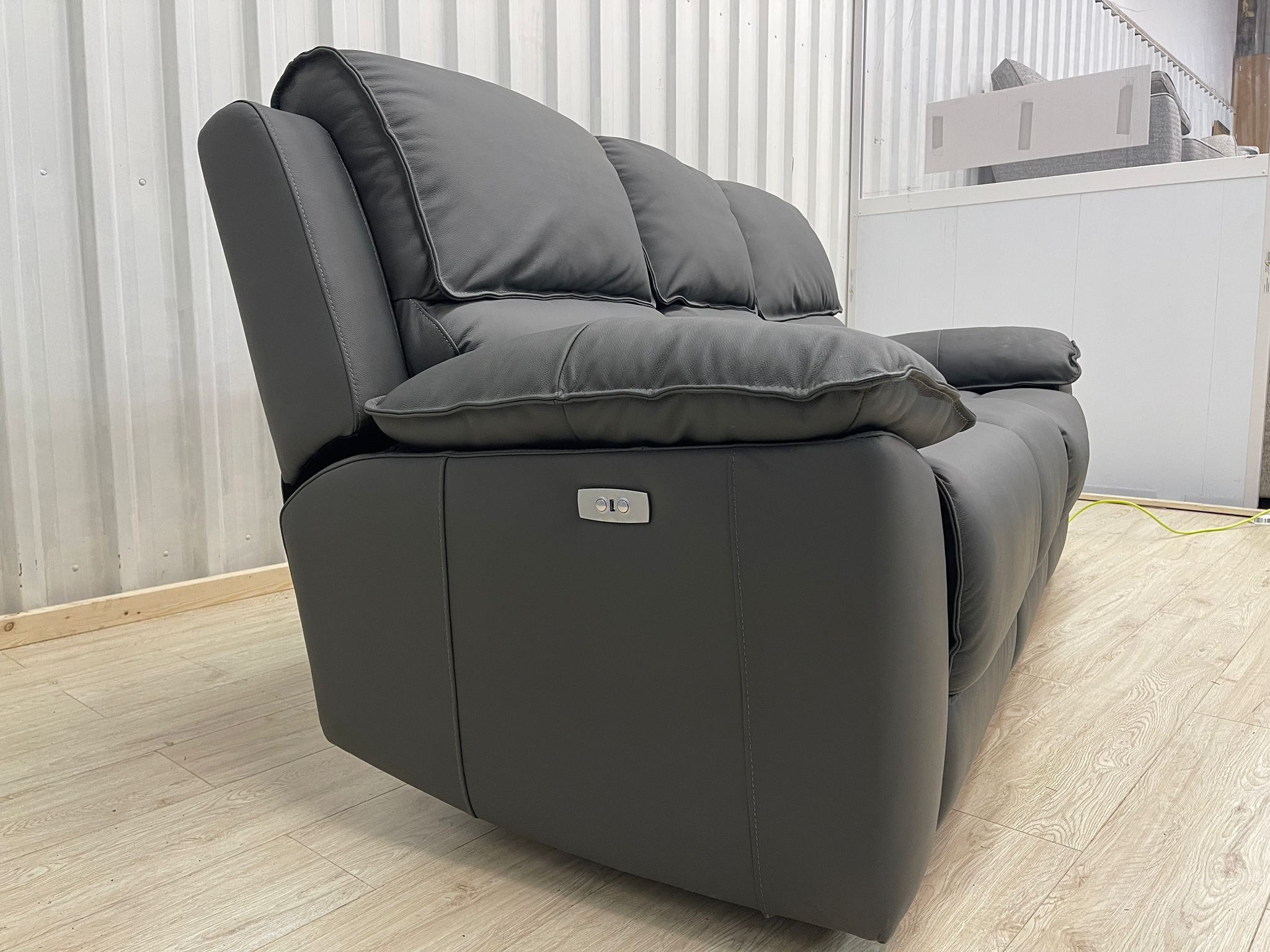 Oakfurnitureland Goodwood 3 Seater Electric Recliner in Dark Grey Leather