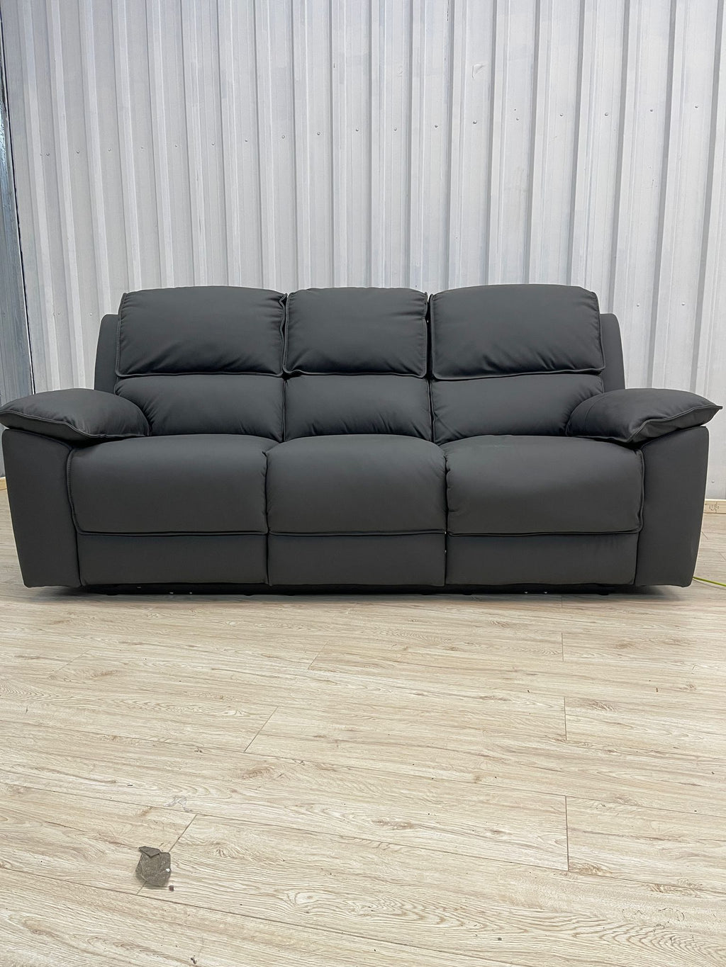 Oakfurnitureland Goodwood 3 Seater Electric Recliner in Dark Grey Leather