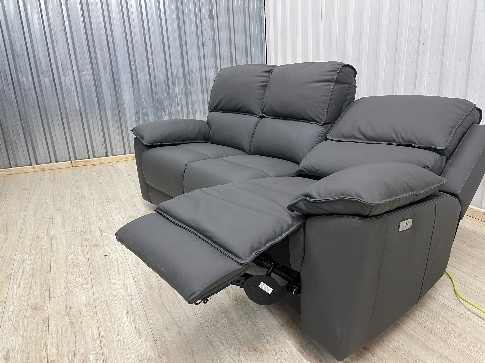 Oakfurnitureland Goodwood 3 Seater Electric Recliner in Dark Grey Leather