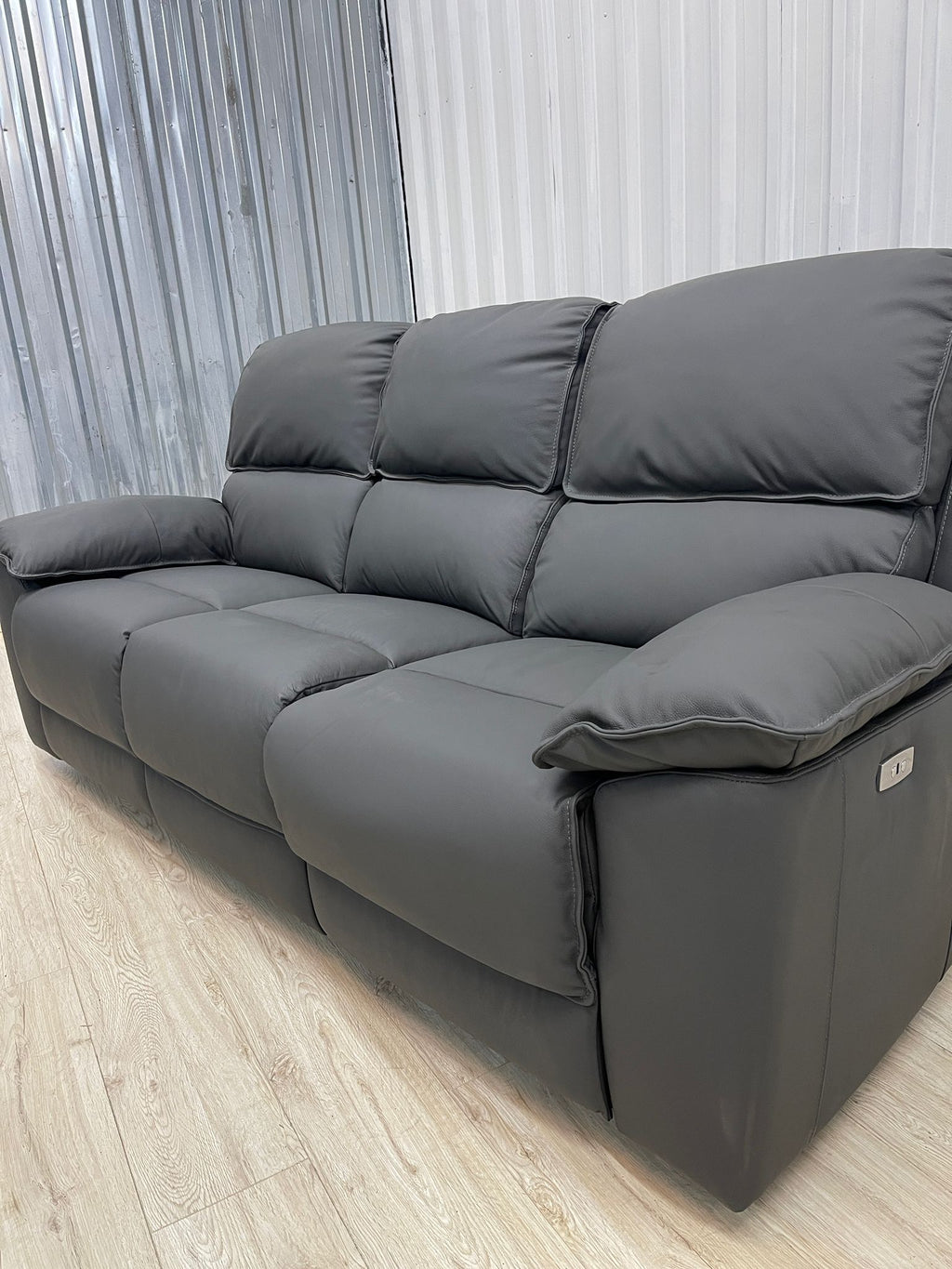 Oakfurnitureland Goodwood 3 Seater Electric Recliner in Dark Grey Leather