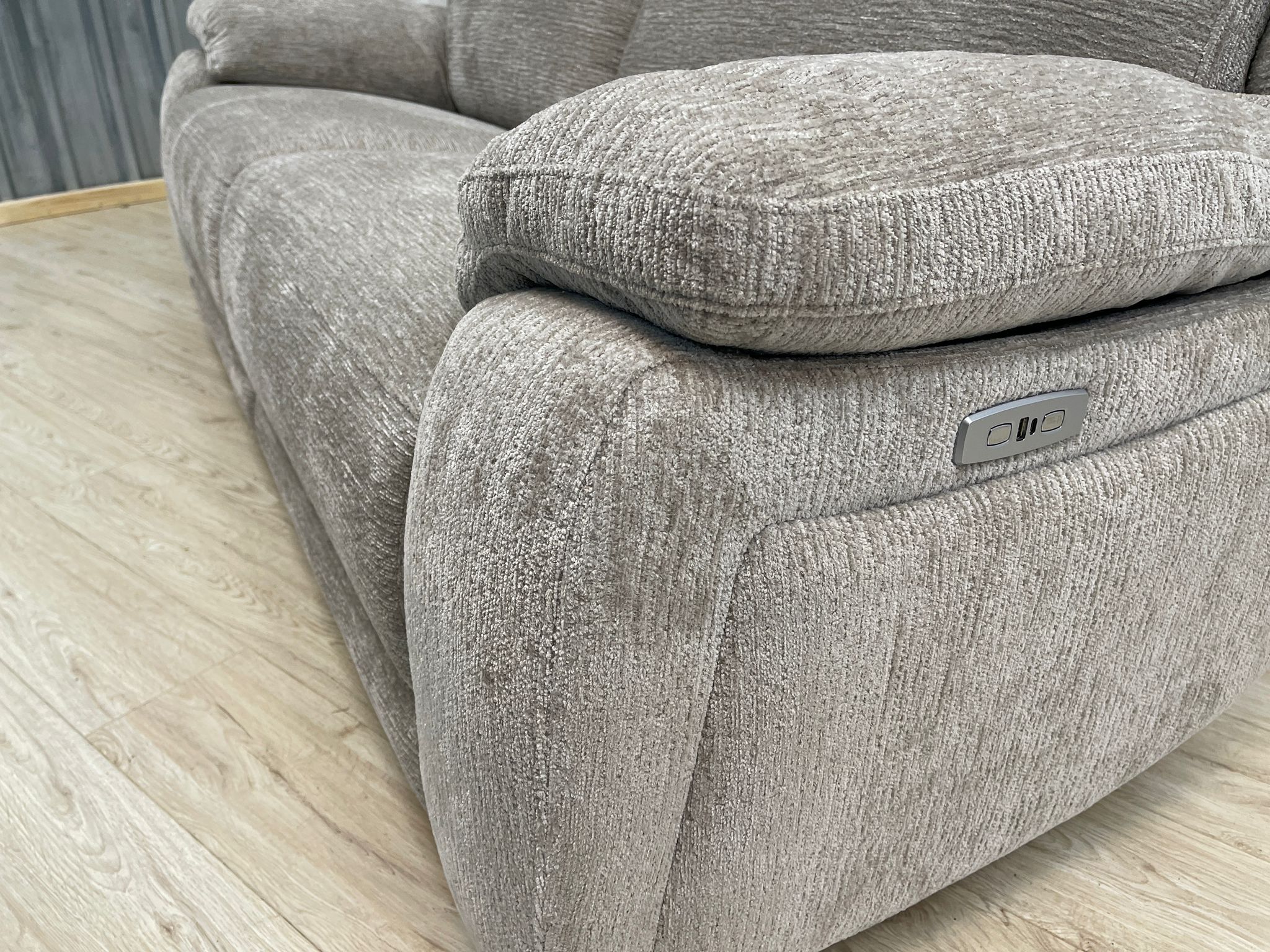 Oak furnitureland Emerson 3 Seater Electric Recliner in Natural Luxe Fabric