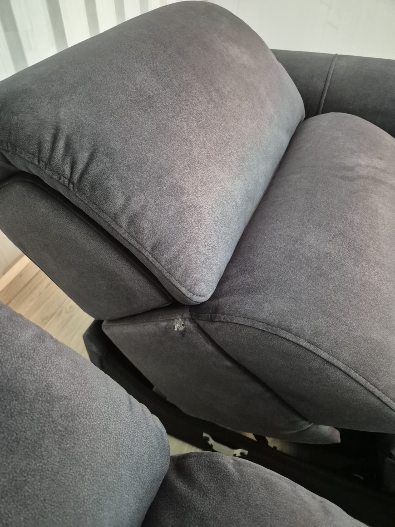 Oakfurnitureland Arabella 2 Seater Electric Recliner