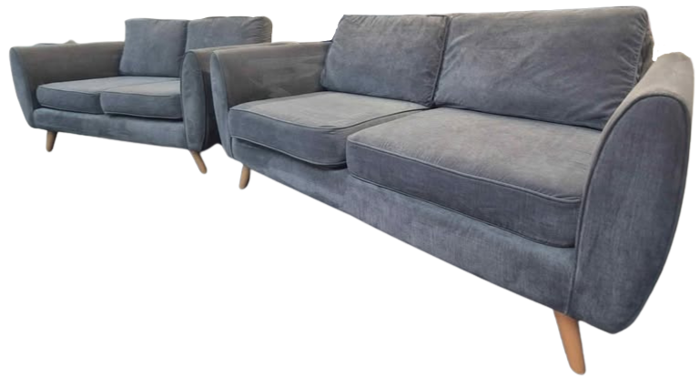 DFS Aurora 2 + 3 Seaters